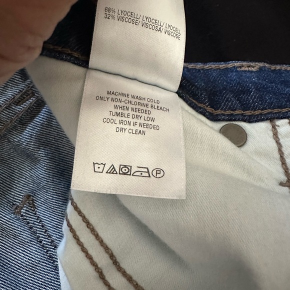 Hudson Holly Wide Leg Cropped Jeans - Picture 5 of 8